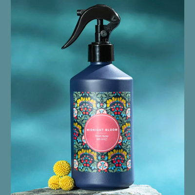 Midnight Bloom Room Spray Dark Blue 500ml | معطر غرف ميدنايت بلوم – أزرق داكن