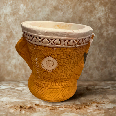 Yemeni Traditional Clay Incense Burner – Handcrafted Decorative Piece