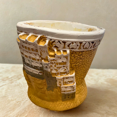 Yemeni Traditional Clay Incense Burner – Golden & White Handcrafted Design